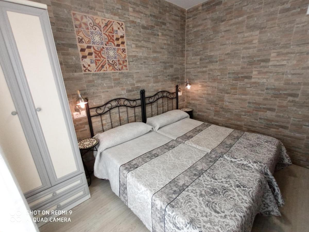 Apartamentos La Casona De Ezcaray Con Terrazas Y Patios Individuales Exterior foto