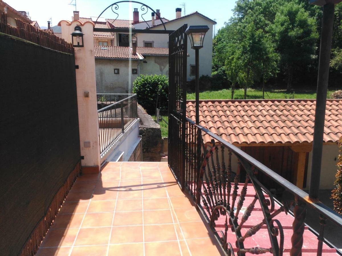 Apartamentos La Casona De Ezcaray Con Terrazas Y Patios Individuales Exterior foto