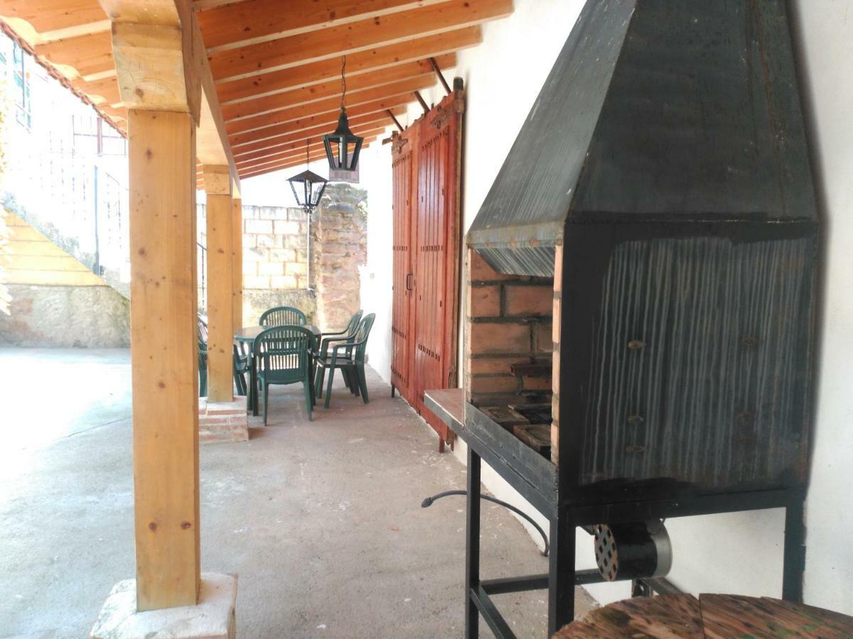 Apartamentos La Casona De Ezcaray Con Terrazas Y Patios Individuales Exterior foto